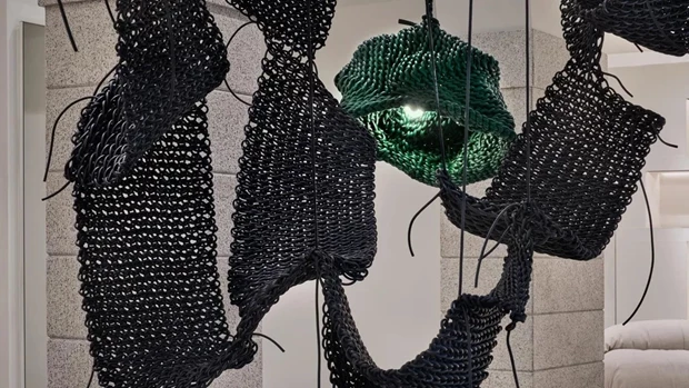 Η Bottega Veneta υπογράφει την πιο ονειρική εγκατάσταση του Μιλάνου