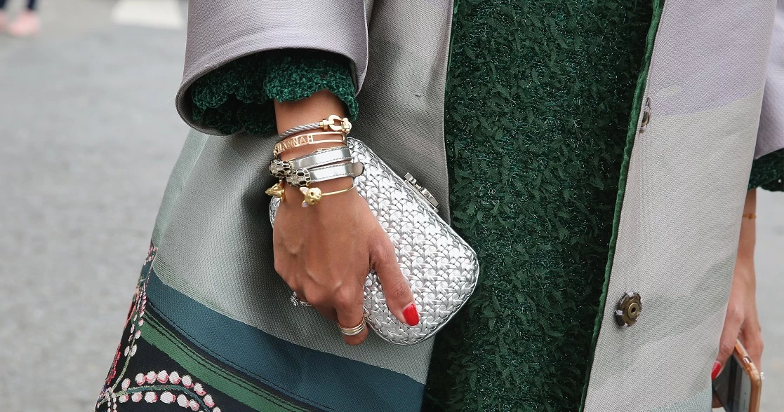 Το μανικιούρ που έχει κατακλύσει το Instagram είναι και το πιο μίνιμαλ της σεζόν