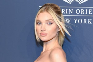 Η Elsa Hosk αποκάλυψε το φύλο του μωρού της