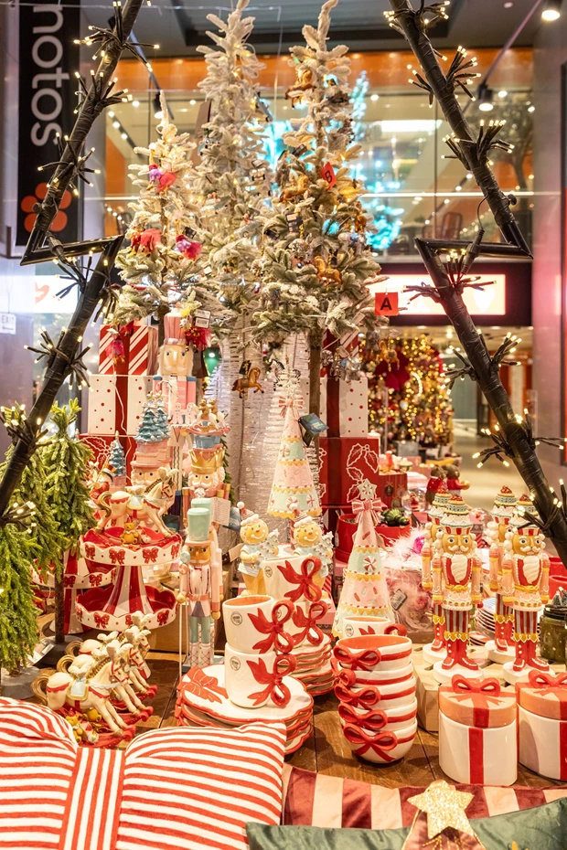 Πολυκαταστήματα notos Xmas 2025