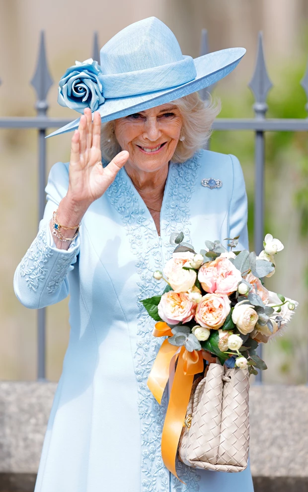 Οι δύο ηχηρές απουσίες και μια επανεμφάνιση που σημάδεψαν την Κυριακή του Πάσχα της βρετανικής βασιλικής οικογένειας