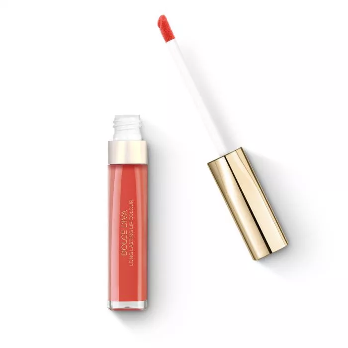 Dolce Diva Long Lasting Liquid Colour στην απόχρωση 04 Chic Brick, KIKO Milano