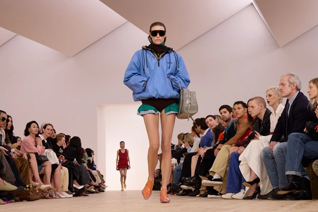 Loewe Συλλογή Άνοιξη-Καλοκαίρι 2025