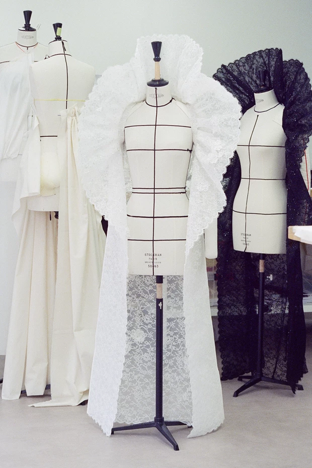 Sabrina Carpenter_Dior