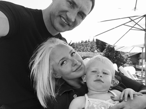 H Hayden Panettiere με τον πρώην σύντροφό της, Wladimir Klitschko, και την κόρη τους Kaya