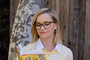 Όταν οι celebrities δίνουν έμπνευση για τις βιβλιοθήκες μας