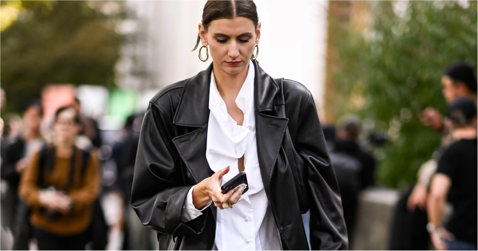 Το blazer που θα φορέσετε περισσότερο την άνοιξη έχει αυτό το χρώμα