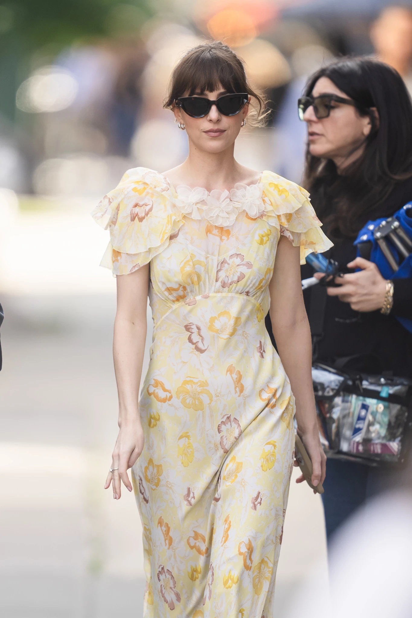 Dakota Johnson | Ο ντροπιαστικός τρόπος που η μητέρα της, Melanie Griffith την σύστησε στον Barak Obama