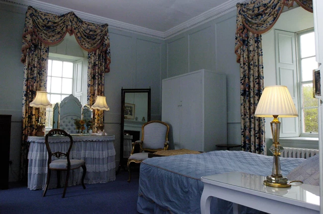 royal bedroom