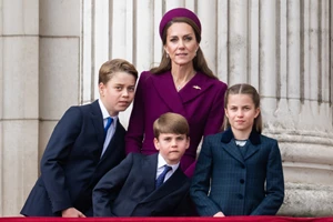 Πρίγκιπας William | Σε ποιο παιχνίδι καταφεύγει για βοήθεια όταν "διαβάζει" τον πρίγκιπα George;