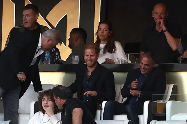 Πρίγκιπας Harry | Βραδινή έξοδος χωρίς την Meghan Markle παρά του ότι έλαβε πρόσκληση