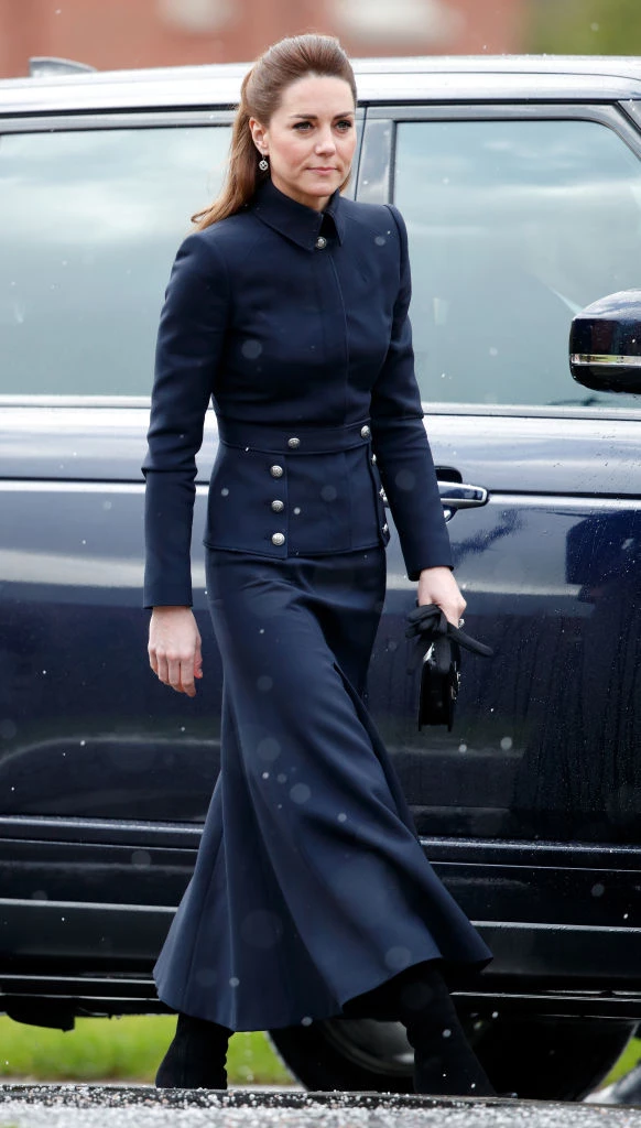 Η Kate Middleton πειραματίστηκε μετά από καιρό με το στιλ της