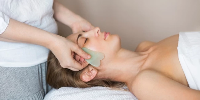 Beauty skinacare gua sha