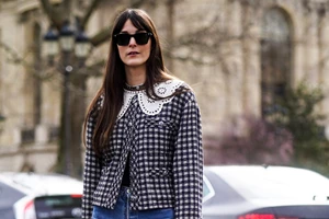 Τα πιο κομψά λευκά πουκάμισα από τις νέες συλλογές των brands