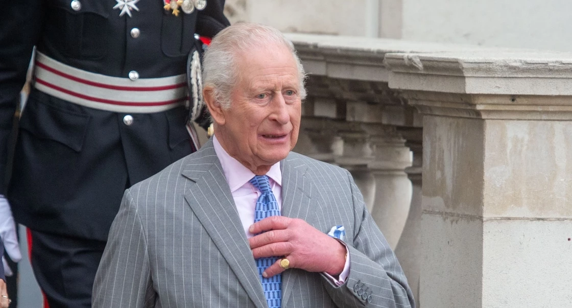 Βασιλιάς Κάρολος | Η ενημέρωση για την κατάσταση της υγείας του μετά την εισαγωγή στο νοσοκομείο