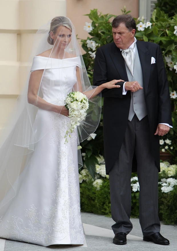 H αφιέρωση της Charlene στον Giorgio Armani | Eίχε σχεδιάσει το iconic νυφικό της το 2011