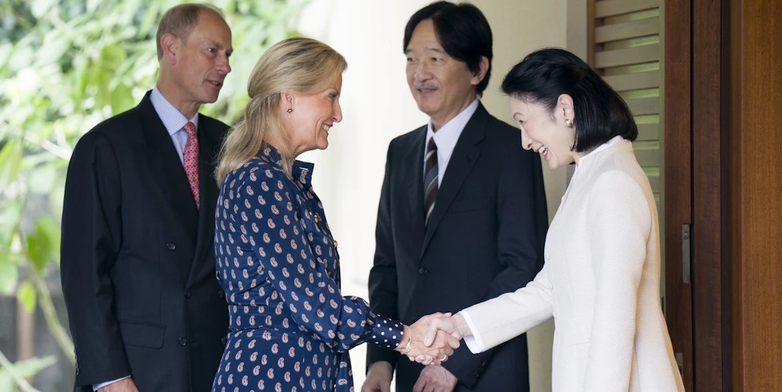 Ο δούκας και η δούκισσα του Εδιμβούργου συναντήθηκαν με την ιαπωνική βασιλική οικογένεια