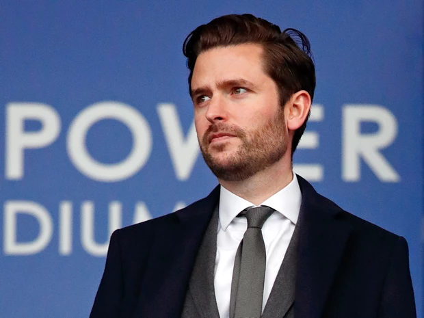 Ο πρώην βοηθός της Meghan Markle δεν μετανιώνει για όσα την κατηγορεί