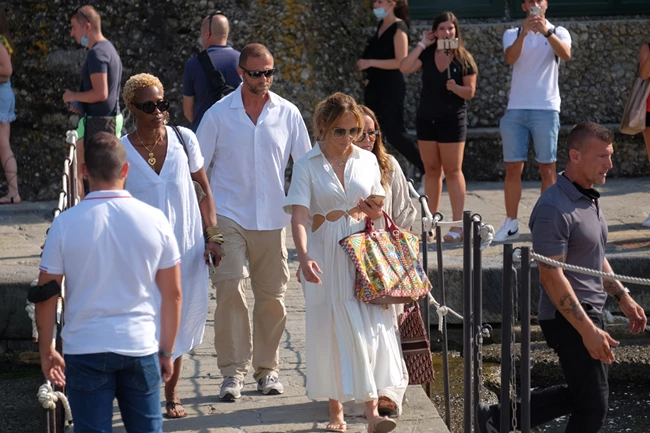 Jennifer Lopez φόρεμα διακοπές