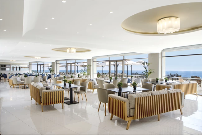 Quiet Luxury, Fine Dining και Wellness Recharge με φόντο τη Χαλκιδική