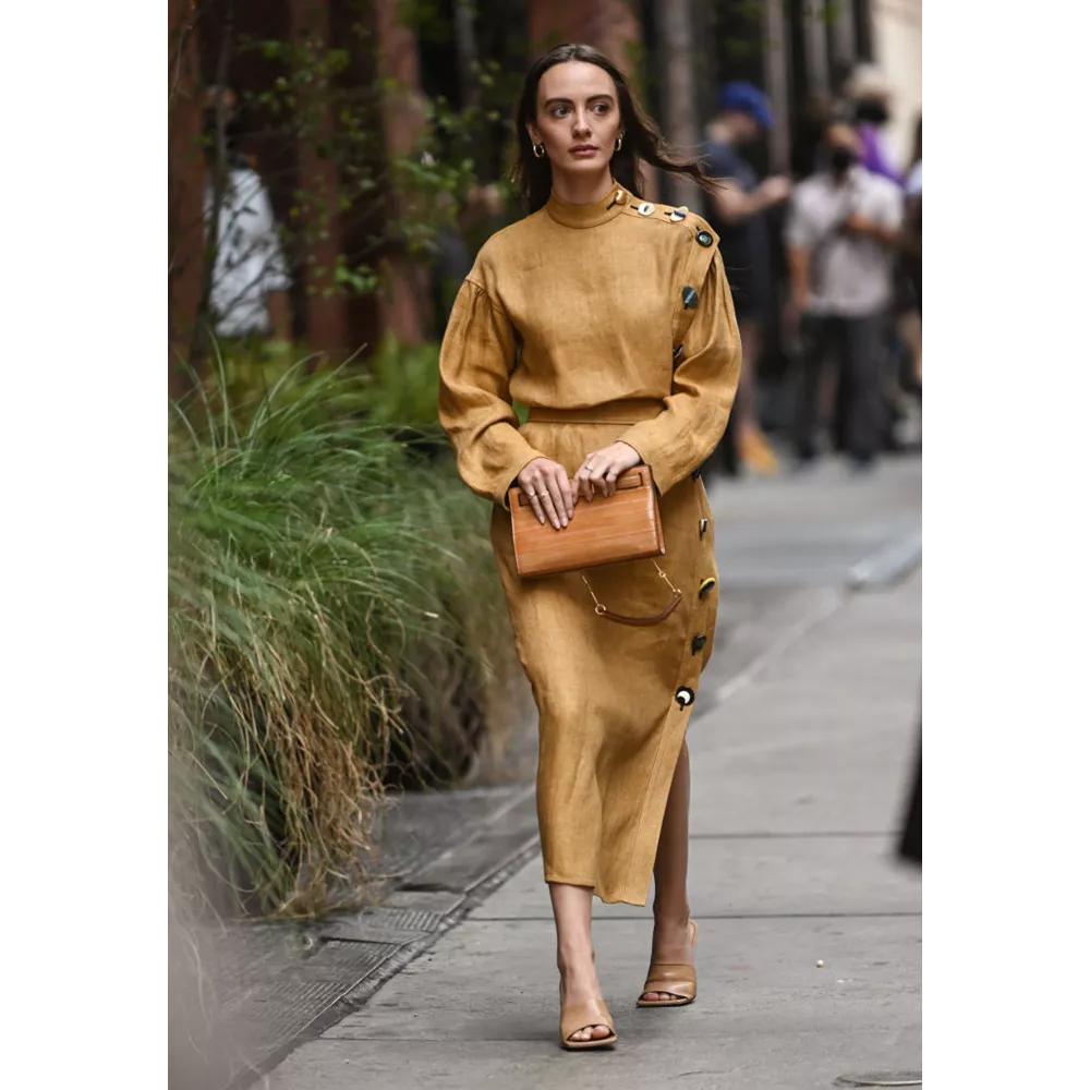 Σύνολο σε earthy tones