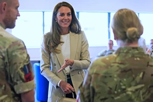 Η Kate Middleton εμφανίστηκε με τη hot τάση της σεζόν, γιατί όχι κι εσείς;