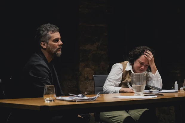 A TRIAL της Christiane Jatahy Wagner Moura