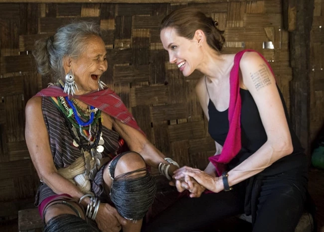 Angelina Jolie| Παραιτήθηκε από Πρέσβειρα Καλής Θελήσεως του ΟΗΕ