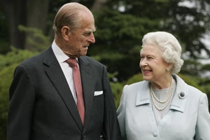 Πρίγκιπας Φίλιππος | Η παράξενη φάρσα με τη μουστάρδα που έκανε στα εγγόνια του