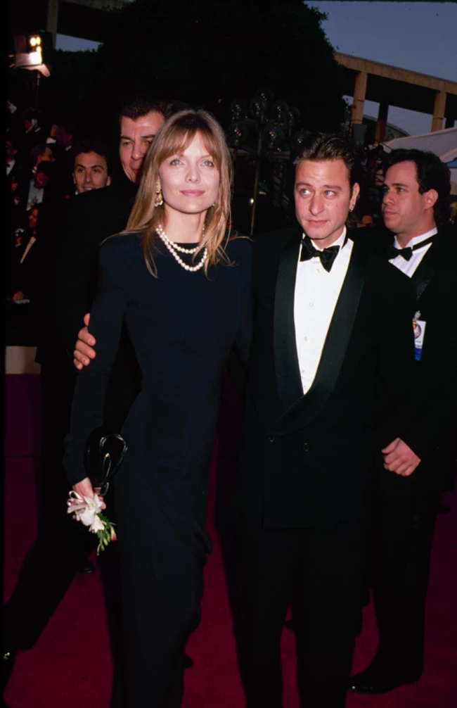 Michelle Pfeiffer Oscar 1990 Armani