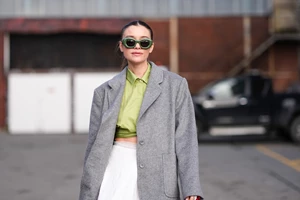 Οι κομψές καμπαρντίνες που θα φορέσετε την άνοιξη