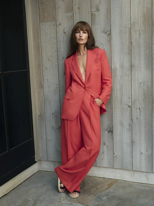 H signature collection Lily Aldridge Weekend Max Mara