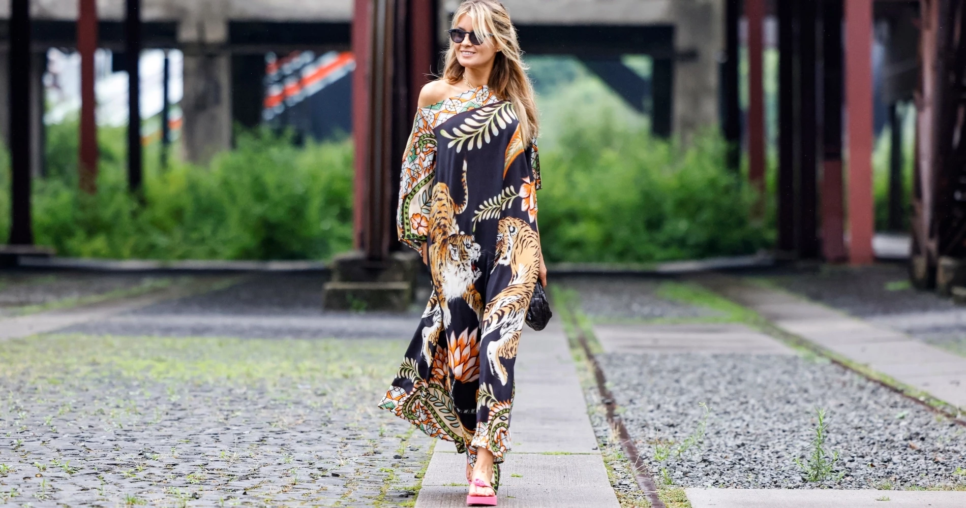 Τα effortless chic looks των διακοπών για γυναίκες κάθε ηλικίας