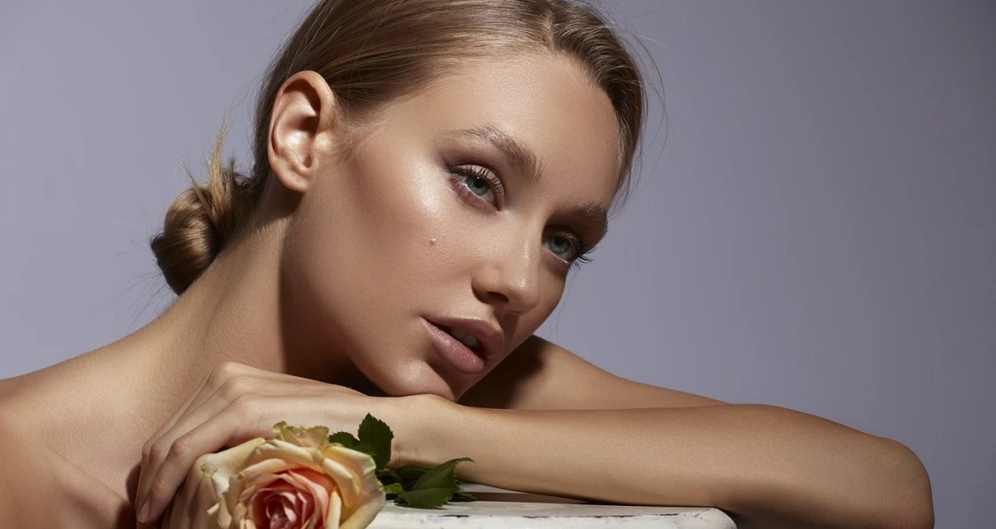 Αντίο Ρυτίδες | Το συστατικό που είναι 11 φορές πιο αποτελεσματικό από τη ρετινόλη