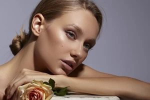 Αντίο Ρυτίδες | Το συστατικό που είναι 11 φορές πιο αποτελεσματικό από τη ρετινόλη