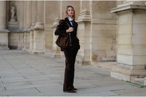 Τα κομψά looks που μπορείτε να κάνετε με μια ζακέτα για τον χειμώνα