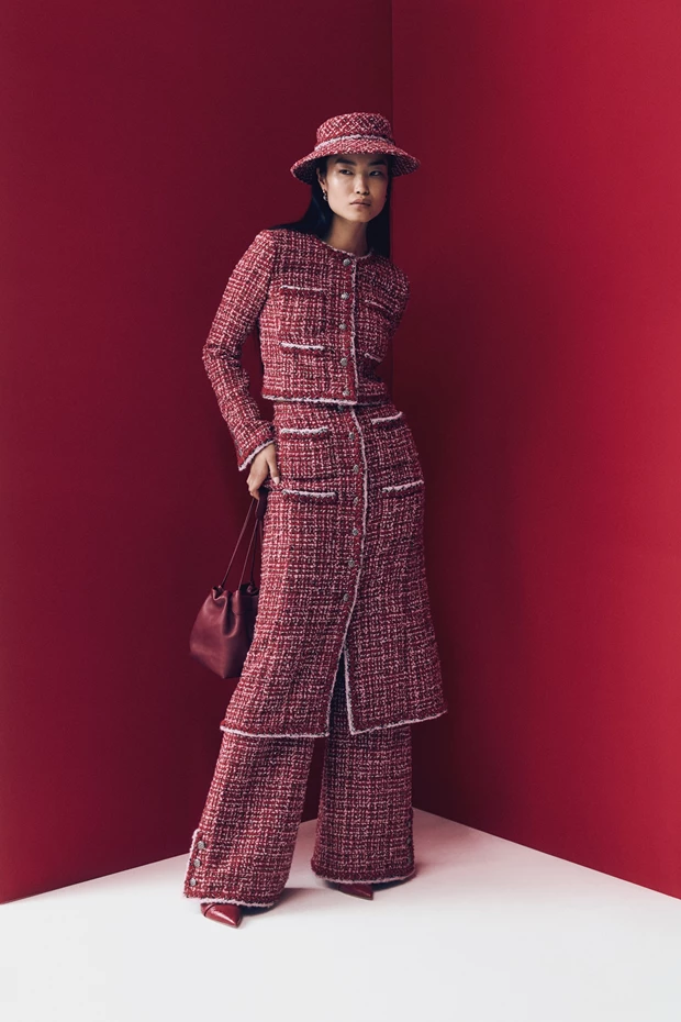 Editorial Μόδας: Must - Haves τεύχος Νοεμβρίου 2025 Harper's Bazaar Greece