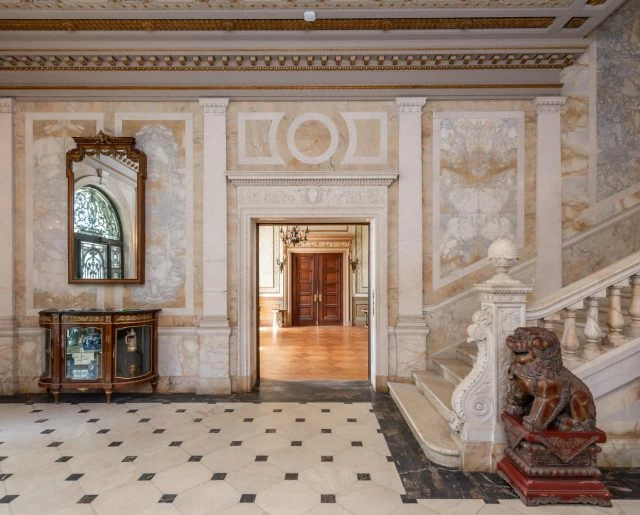 Taylor Swift | Μέσα στην εντυπωσιακή έπαυλη όπου γύρισε το βίντεο κλιπ της για το "Blank Space"