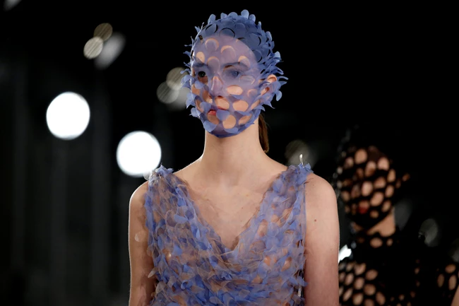 Face Covering | To αναπόφευκτο trend της φετινής χρονιάς