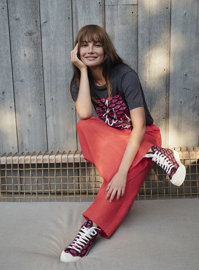 H signature collection Lily Aldridge Weekend Max Mara
