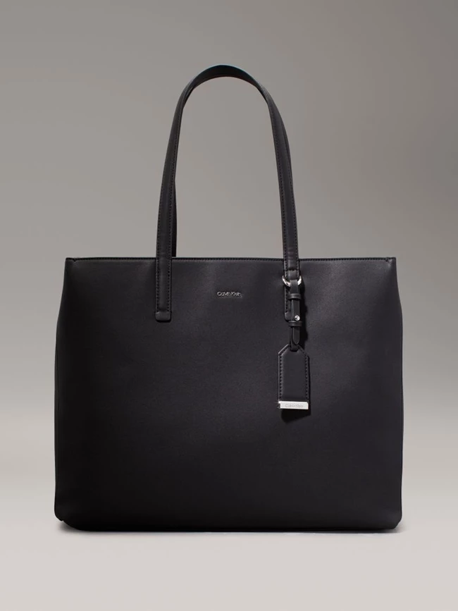Tote τσάντα, Calvin Klein.