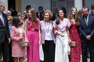 To Πάσχα που θέλει να ξεχάσει η βασιλική οικογένειας της Ισπανίας