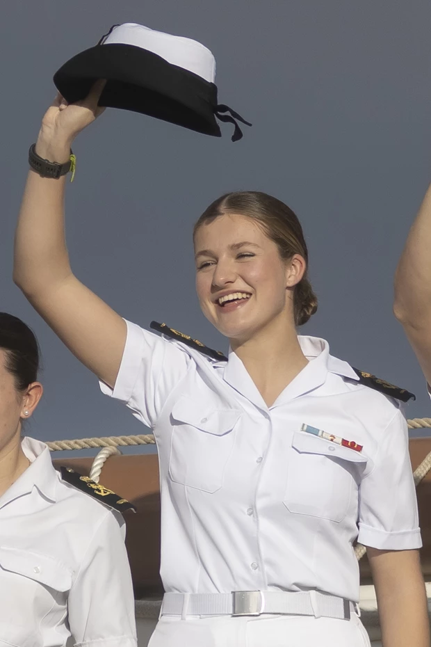 Πριγκίπισσα Leonor | Oι τελευταίες ημέρες στο εκπαιδευτικό πλοίο Elcano και μια ιστορική αναγνώριση