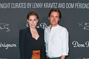 Γάμος Φιλίππου Γλύξμπουργκ - Nina Flohr | Το συρτάκι της νύφης, η κοπή της τούρτας και όλες οι φωτογραφίες από τη γαμήλια δεξίωση