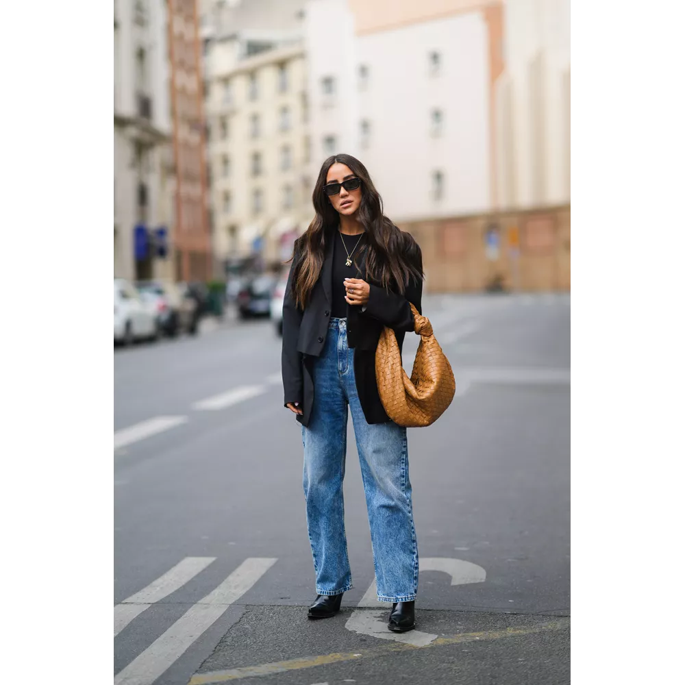 Ankle boots μέσα από baggy jeans