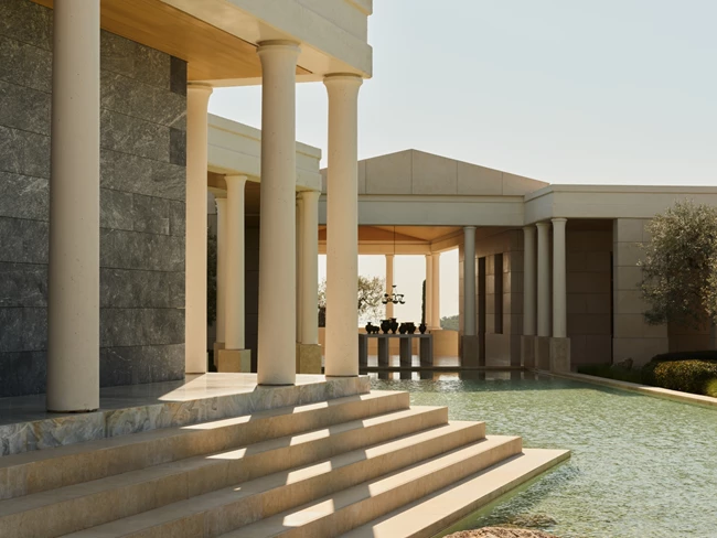 AMANZOE | Το νέο πρόσωπο ενός προορισμού κοσμοπολίτικης πολυτέλειας