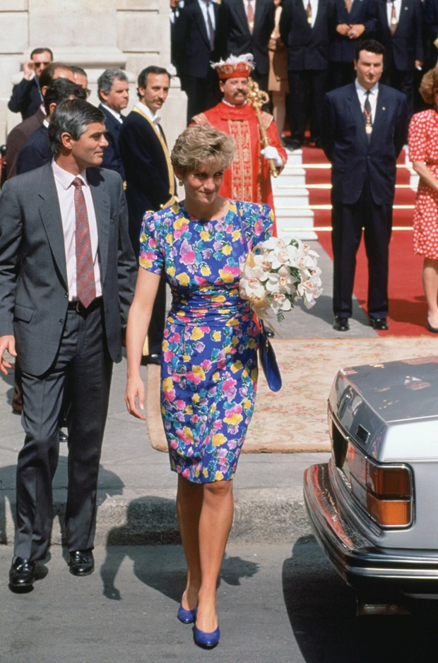 Η αθόρυβη κίνηση της Diana | Πουλούσε τα επώνυμα ρούχα της σε τοπικά second hand καταστήματα;