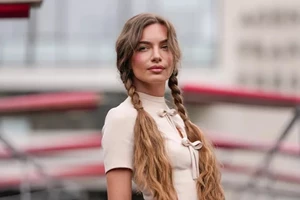 Μακιγιάζ στα μάτια μετά τα 50 | Οι συμβουλές που αξίζει να ακολουθήσετε για ανάλαφρα looks που καμουφλάρουν τις ρυτίδες