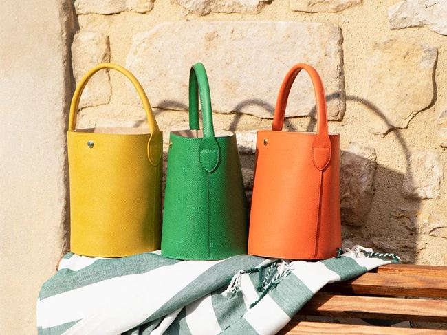 Στη Longchamp θα βρείτε την τέλεια bucket bag για το καλοκαίρι