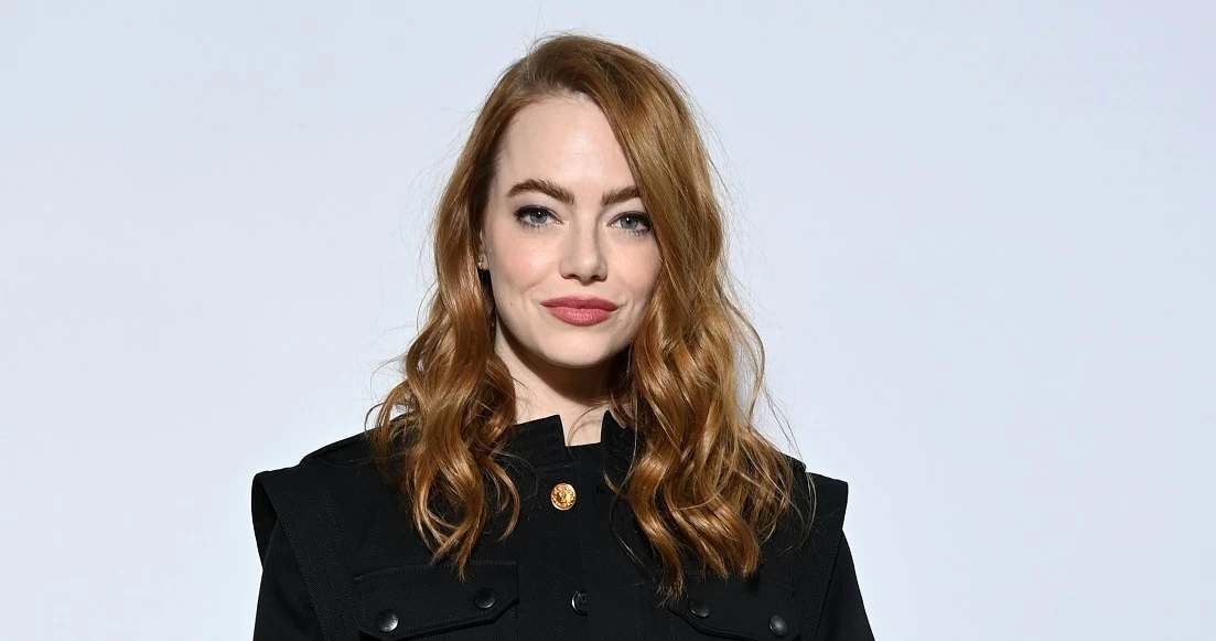 Η Cindy Crawford δοκίμασε το κούρεμα στο οποίο ορκίζονται οι πιο κομψές γυναίκες άνω των 50